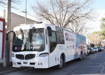 Desde este lunes, el Ómnibus Sanitario funciona en barrio Fátima