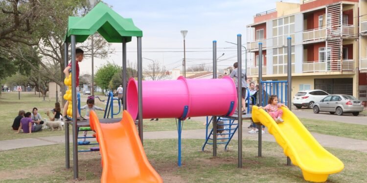 Mejoras en espacio verde de barrio Belgrano