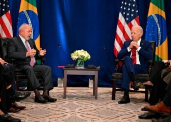 Lula señaló a Biden que la democracia «corre peligro» en Argentina con el ascenso de Milei