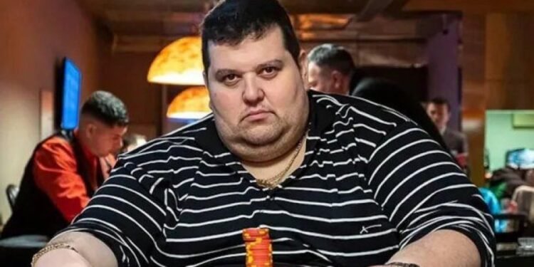 Lorena Córdoba, detenida en una causa de extorsión se filmó en un bar temático de prisión