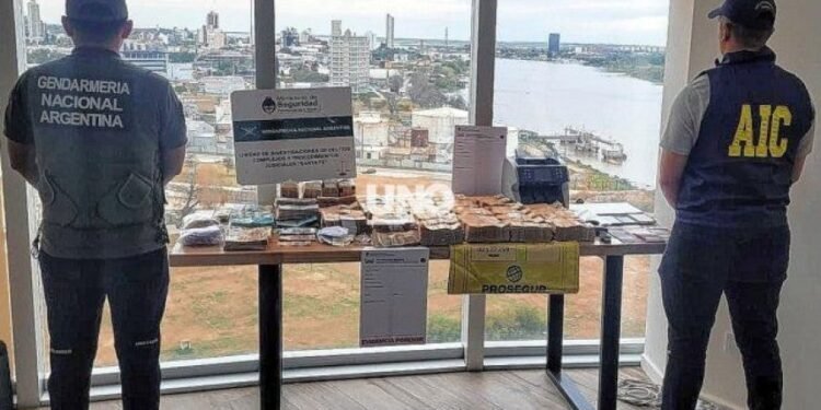 Millonario secuestro en un edificio del puerto después de la denuncia de un locatario