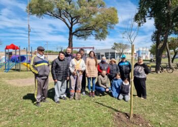 Realizaron trabajos de forestación en espacio verde de Barranquitas