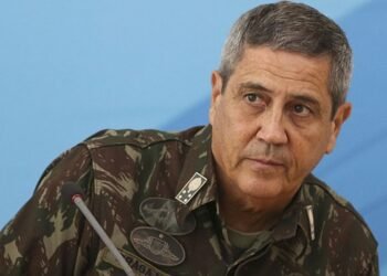 Golpe al bolsonarismo: acusan de fraude al general y exjefe de gabinete Braga Netto