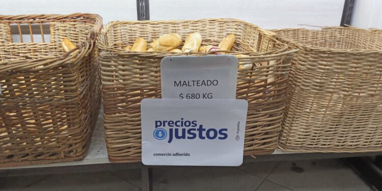 Articulan con Nación y el sector panadero la aplicación del acuerdo de un precio de referencia para el pan