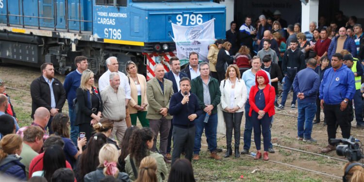 Se realizaron las pruebas de vías del tren Santa Fe – Laguna Paiva