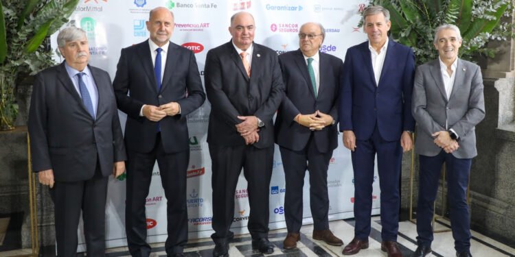 Perotti participó de la conmemoración del Día de la Industria