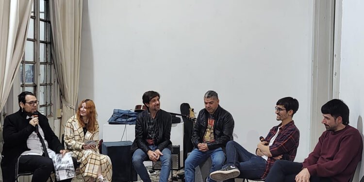 Se presentó “Sembrar una isla: crónicas del rock en Rafaela 1965/1989”