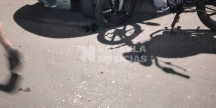 Motociclista sin casco resultó lesionada tras protagonizar un accidente de tránsito