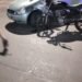 Motociclista sin casco resultó lesionada tras protagonizar un accidente de tránsito