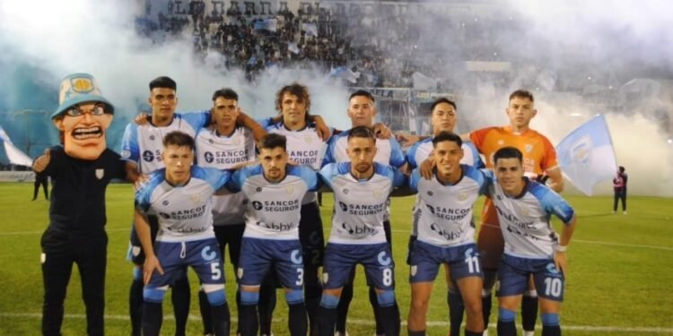 Atlético le ganó a Defensores y mantiene su sueño de ascenso