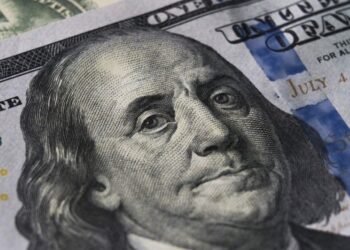 Cotizaciones A qué precio abre el dólar tras un lunes récord y las nuevas medidas del gobierno