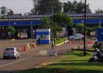 De manera sorpresiva Demoras de hasta tres horas: Brasil empezó a realizar controles migratorios en el puente Tancredo Neves