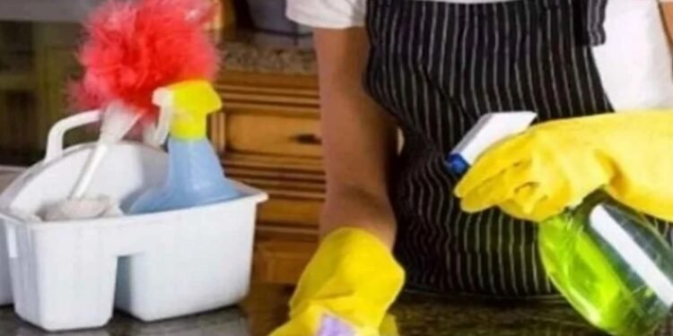 Acuerdo Se oficializó la suba salarial para personal doméstico: cómo quedan los haberes