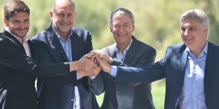 Acueducto interprovincial Santa Fe-Córdoba Perotti viaja este miércoles a Riad y Doha para firmar créditos externos