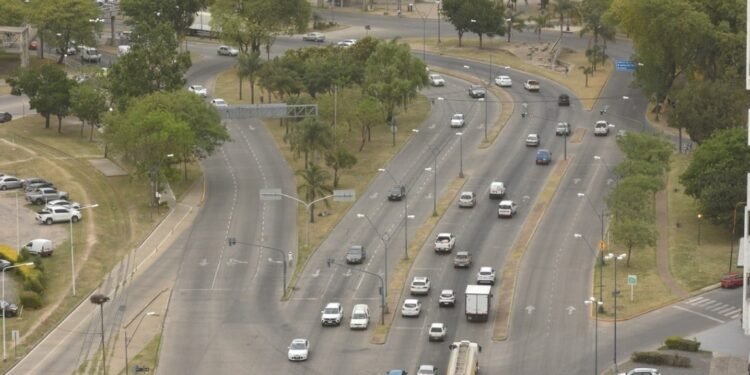 Tras las elecciones YPF aumentó el precio de sus combustibles por encima del 3 % en Santa Fe