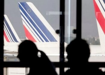 En estado de alerta Seis aeropuertos debieron ser evacuados en Francia por «amenazas de atentado»