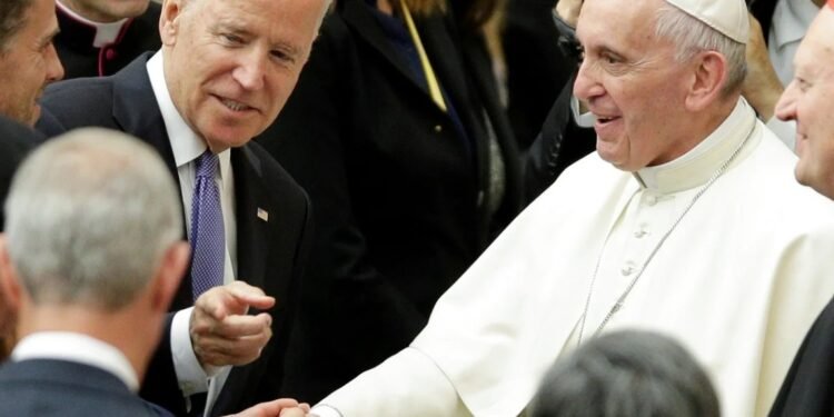 Conflicto en Medio Oriente El Papa Francisco y Joe Biden discutieron sobre la guerra de Israel y Hamas