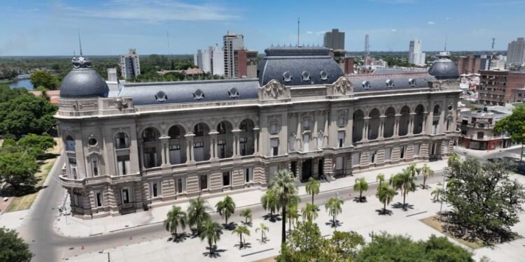 El armado de los gabinetes Mántaras y Faurie estarían en el equipo de gobierno de Pullaro