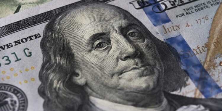 Mercados Dólar hoy: minuto a minuto la cotización del «blue» y los financieros