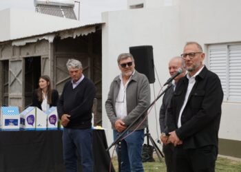 Corach: “La entrega de viviendas y escrituras es la contracara a estos tiempos de debates libertarios”