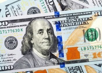 Cotizaciones Dólar hoy: a cuánto se vende el «blue» en el inicio de la semana