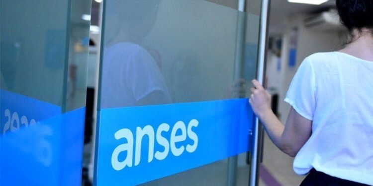 Importante movimiento en ANSES Rafaela por los créditos para trabajadores en relación de dependencia