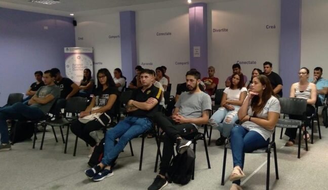 La Línea de Acompañamiento a Jóvenes y Adultos tendrá más de 50 egresados y egresadas este año