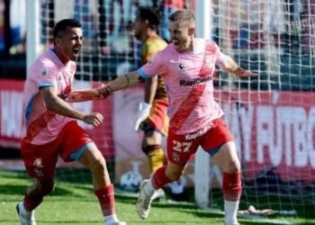 Colón perdió contra Arsenal y peligra su estadía en Primera