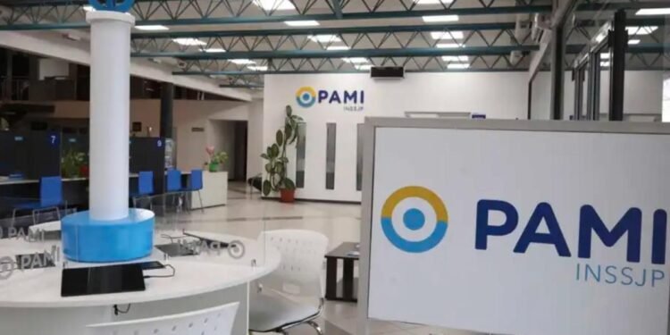 PAMI comenzó a pagar el bono del Programa Alimentario