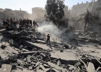 Más de 7.000 muertos y 200.000 viviendas dañadas en Gaza por ataques de Israel