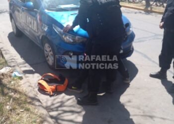 Un menor de 15 años merodeaba en las calles de la ciudad con un arma blanca