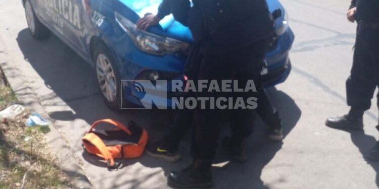 Un menor de 15 años merodeaba en las calles de la ciudad con un arma blanca
