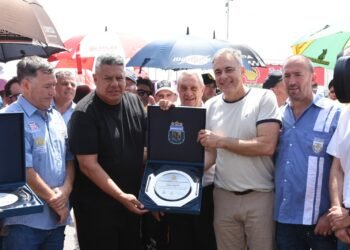 Dos pasiones, el TC y el fútbol se unieron en Rafaela