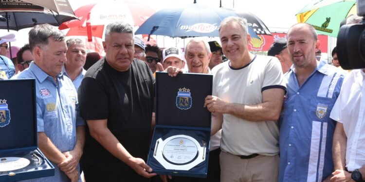 Dos pasiones, el TC y el fútbol se unieron en Rafaela