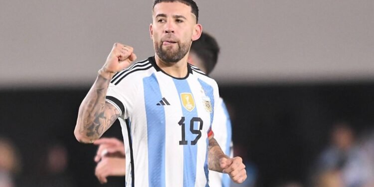 Argentina, con un gran primer tiempo, le ganó a Paraguay y suma puntaje ideal