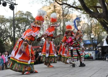 Cientos de rafaelinos concurrieron a la Fiesta de las Culturas