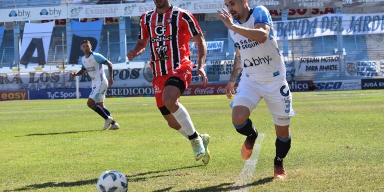 Atlético empató y lo dejó a Chacarita sin final por el ascenso