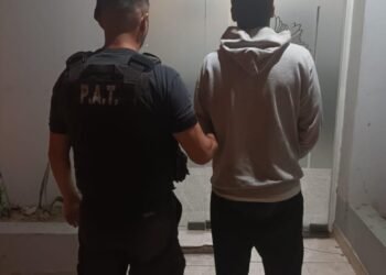 Le “cortaron el chorro”