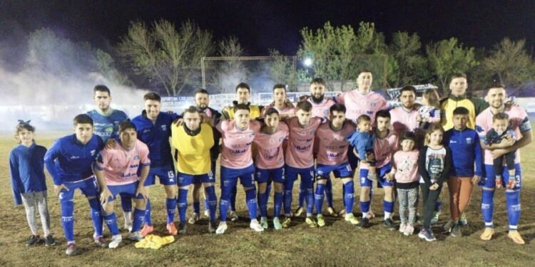 Vila le ganó a Josefina y se queda en la Primera A