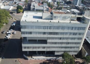 Paritarias municipales: reunión clave en medio de la transición local