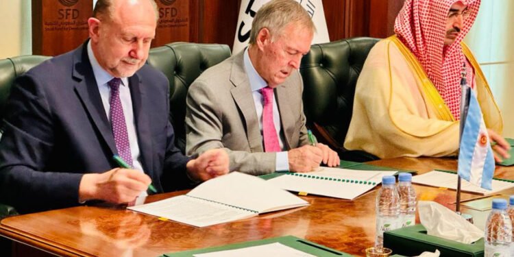 Perotti y Schiaretti firmaron un préstamo con el Fondo Saudí para otro tramo del acueducto Santa fe – Córdoba