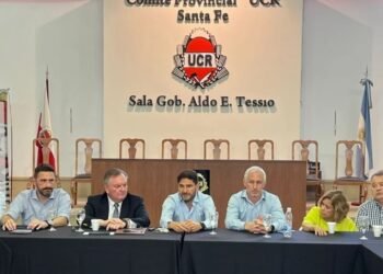 Expectativa y preocupación Pullaro se reunió con partidos de Unidos y citó para este viernes a diputados provinciales electos