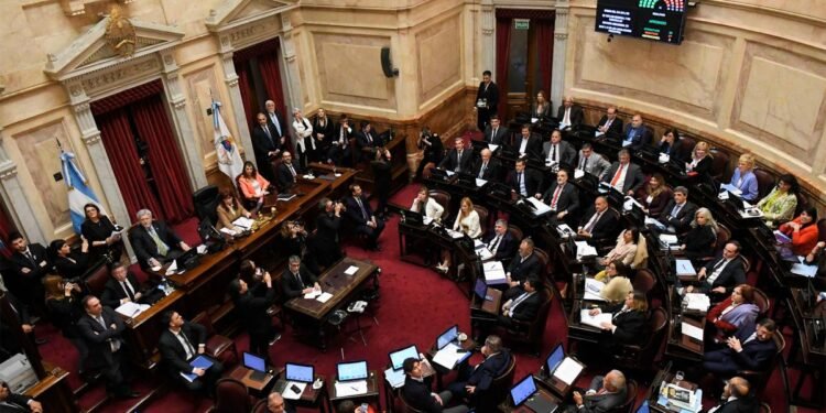 Para Cristina, la presidencia provisional del Senado y de Diputados le corresponden a LLA