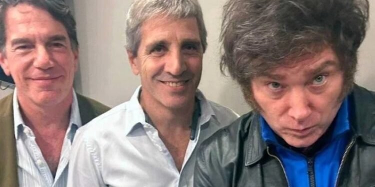 Volvió de EE.UU Milei confirmó a Caputo como ministro de Economía