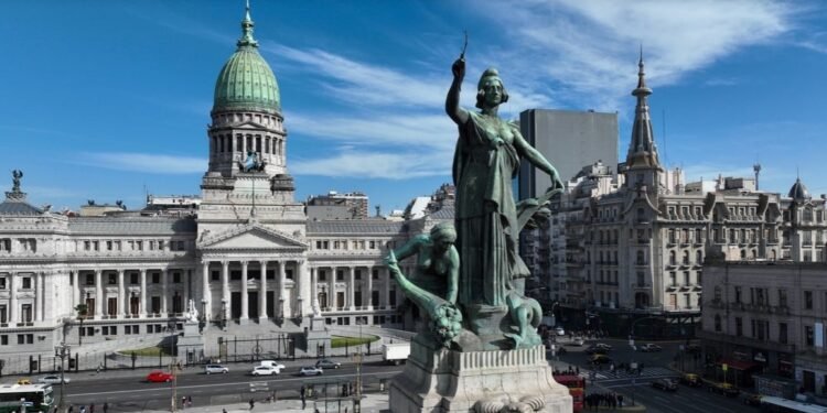 La síntesis del día Comienza a regir el nuevo piso de Ganancias sobre el salario