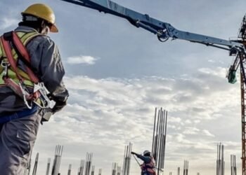 Preocupación «Ya hay telegramas de despido en empresas ligadas a la obra pública», aseguran desde Camarco