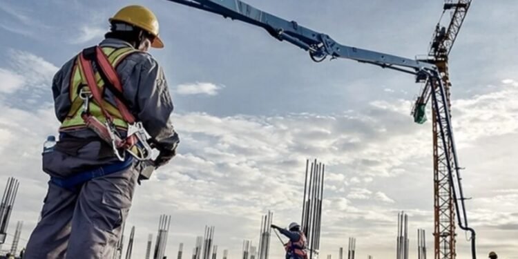 Preocupación «Ya hay telegramas de despido en empresas ligadas a la obra pública», aseguran desde Camarco