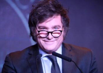 La síntesis del día Milei no quiere que le «torpedeen» su ministro de Economía y no se reúne con el presidente