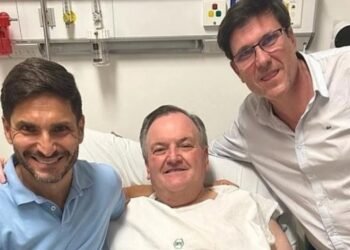 Entretelones de la política provincial Visitas de lujo para el senador