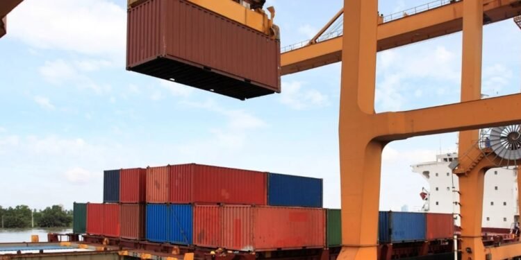 Hasta el 10 de diciembre Aumentan 31% el tipo de cambio para todas las exportaciones